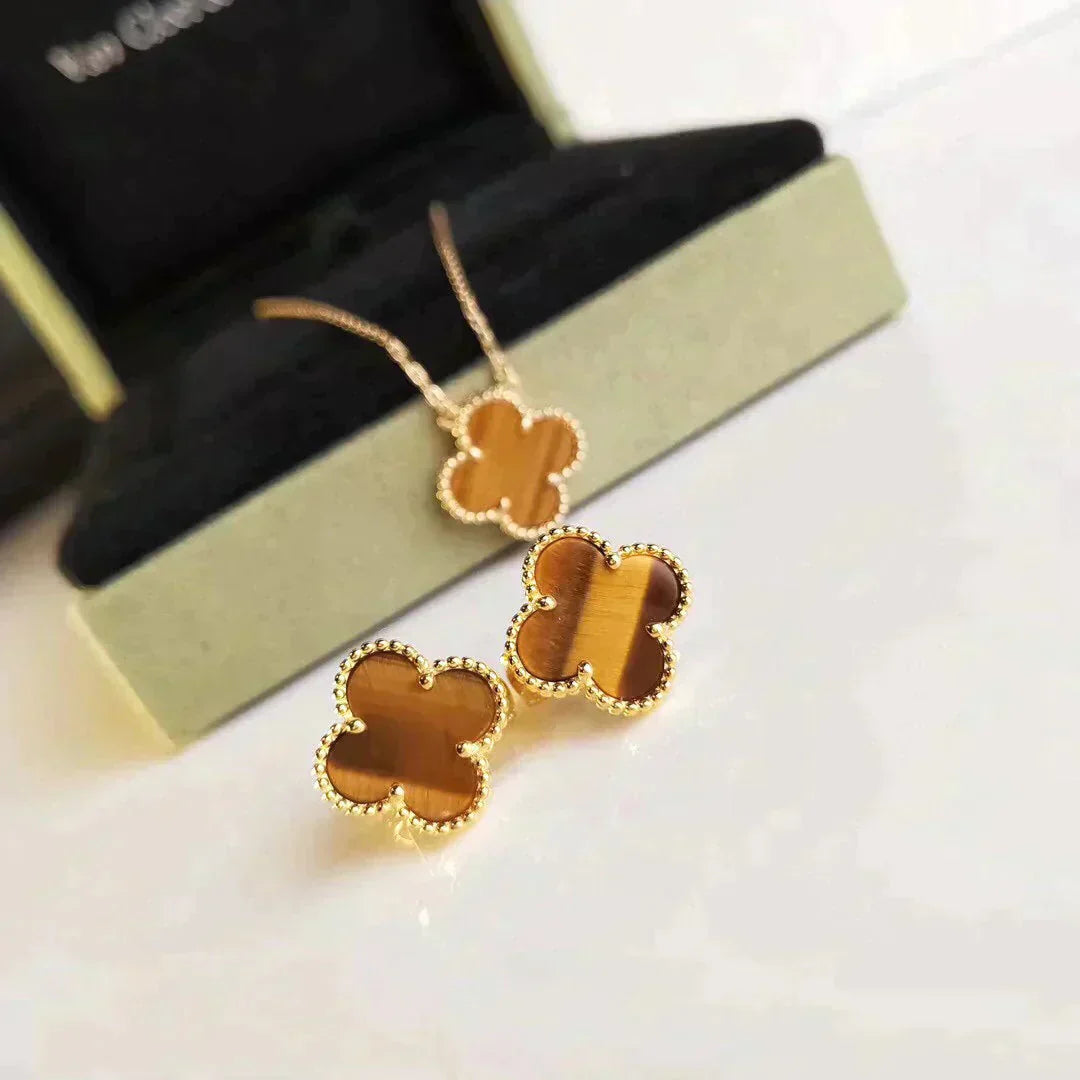 [Eternal Jewelry]CLOVER MEDIUM 1 MOTIFS TIGER EYE EARRINGS