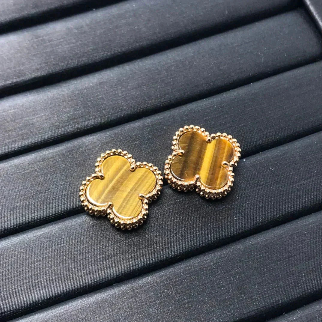 [Eternal Jewelry]CLOVER MEDIUM 1 MOTIFS TIGER EYE EARRINGS