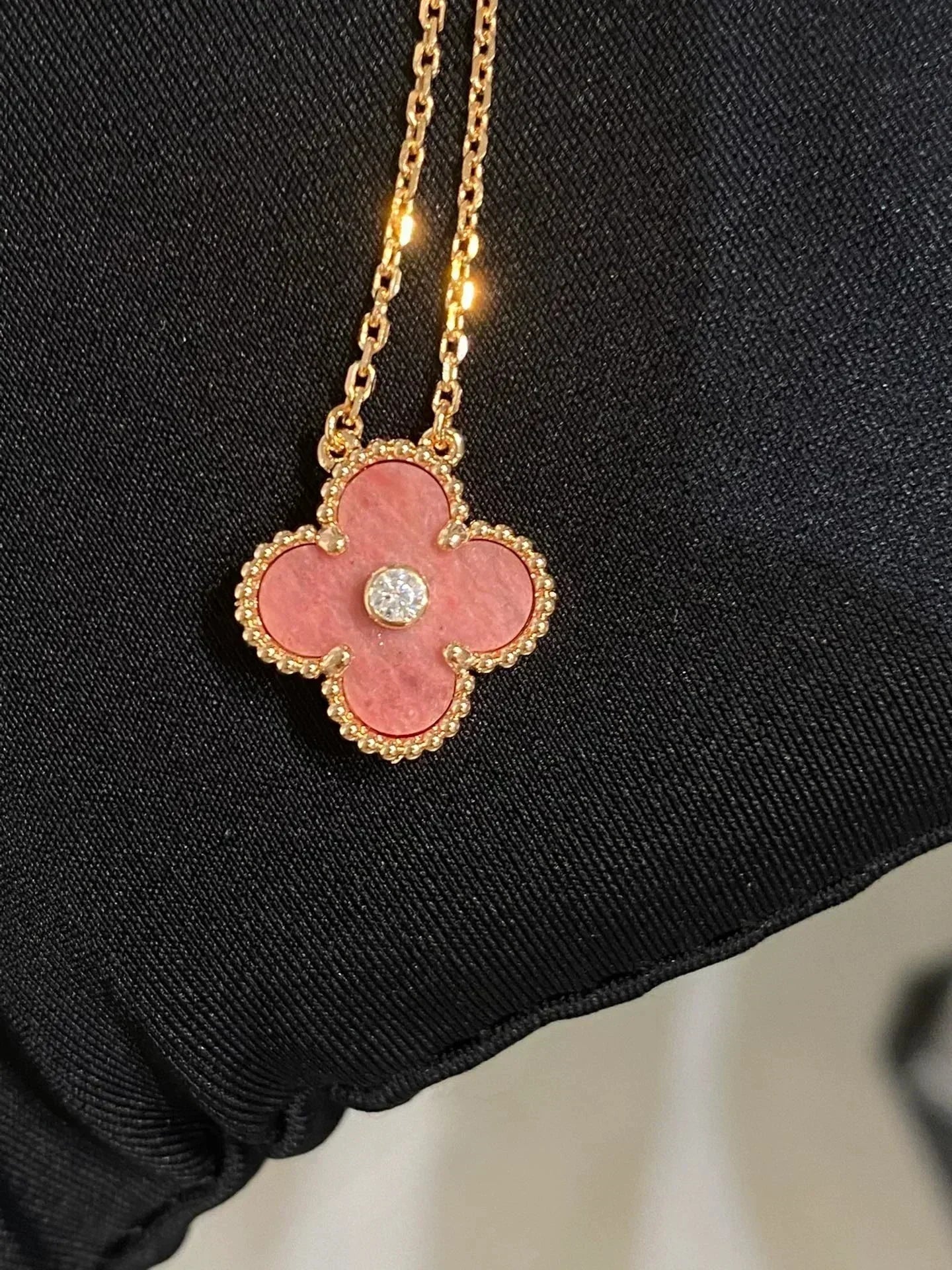 [Eternal Jewelry]CLOVER 15MM DIAMOND RHODONITE NECKLACE