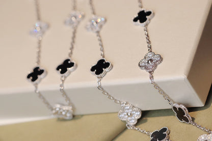 [Eternal Jewelry]CLOVER 20 MOTIFS ONYX DIAMOND SILVER