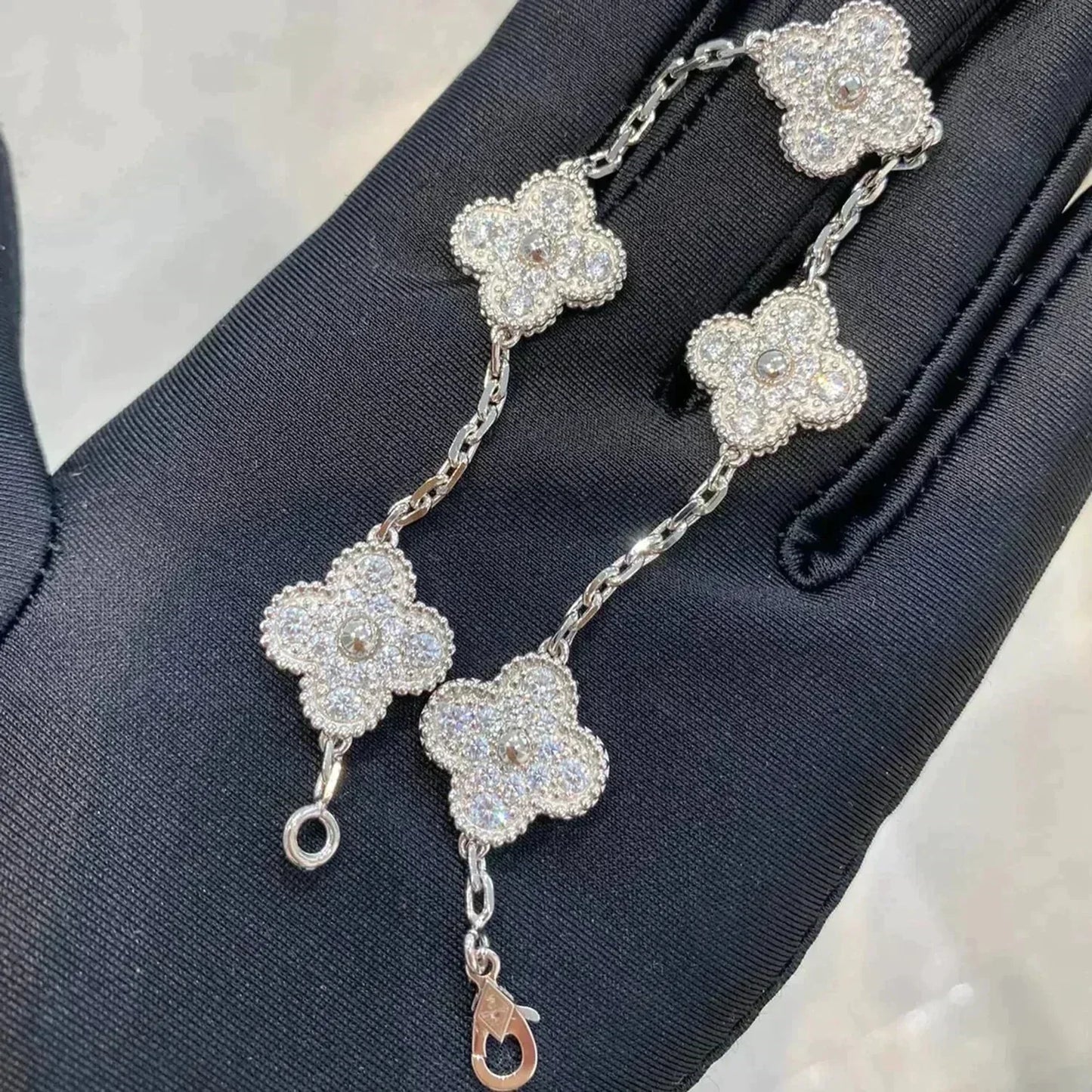 [Eternal Jewelry] CLOVER 5 MOTIF FULL DIAMOND BRACELET COLLECTION