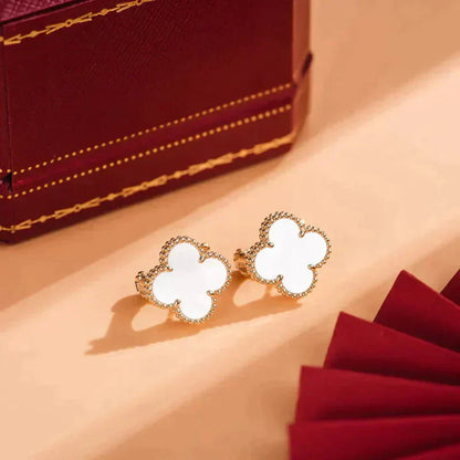 [Eternal Jewelry]CLOVER MEDIUM 1 MOTIFS  WHITE MOP STUD EARRINGS