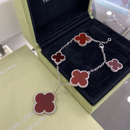 [Eternal Jewelry]CLOVER 5 MOTIFS SIVLER CARNELIAN BRACELET