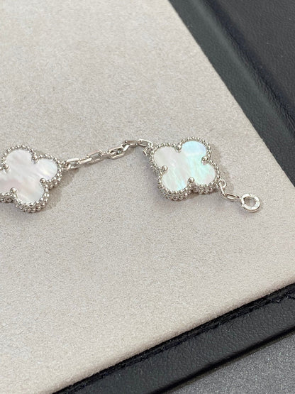 [Eternal Jewelry]CLOVER SILVER MOP 5 MOTIF BRACELET