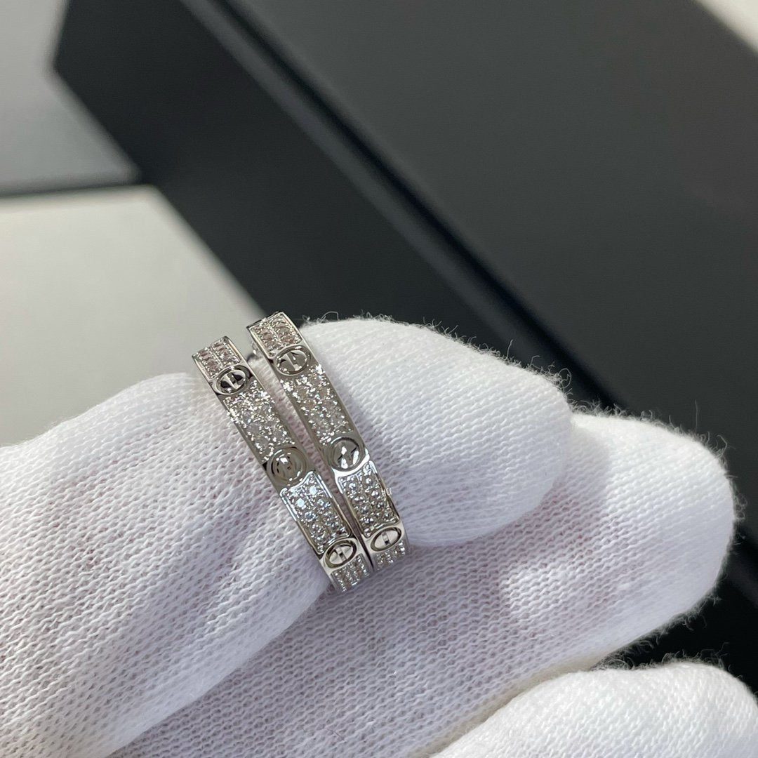 [Eternal Jewelry]LOVE DIAMOND SILVER HOOP EARRINGS