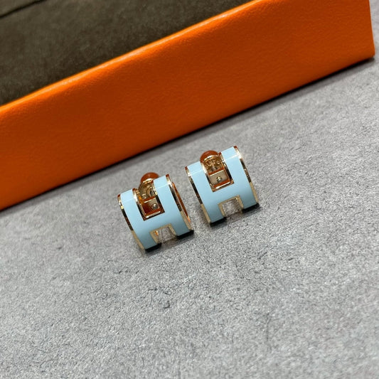 [Eternal Jewelry]POP H SKY BLUE STUD EARRINGS