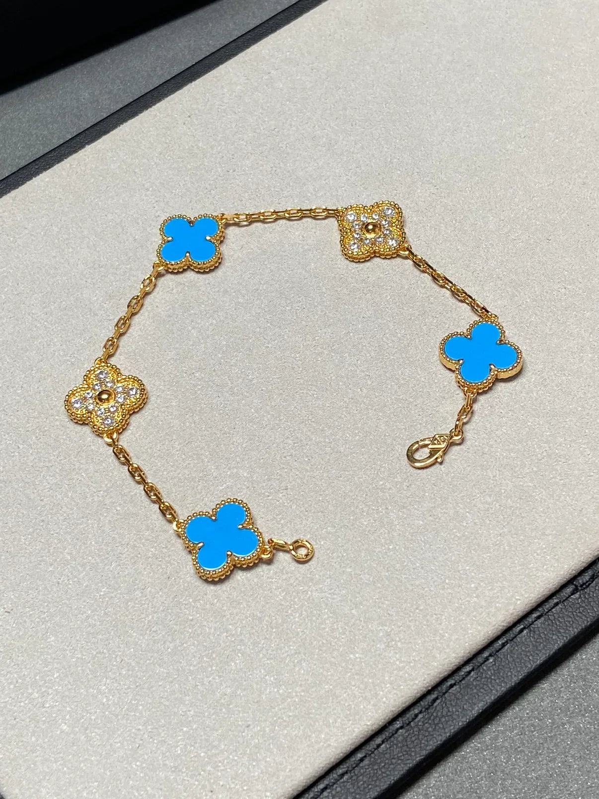 [Eternal Jewelry] CLOVER 5 MOTIF BLUE AGATE BRACELET COLLECTION