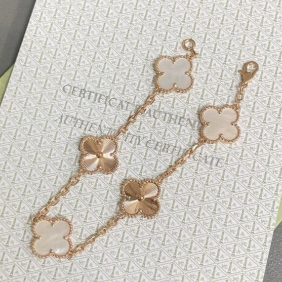 [Eternal Jewelry]CLOVER WHITE PEARL MOP 5 MOTIF BRACELET COLLECTION
