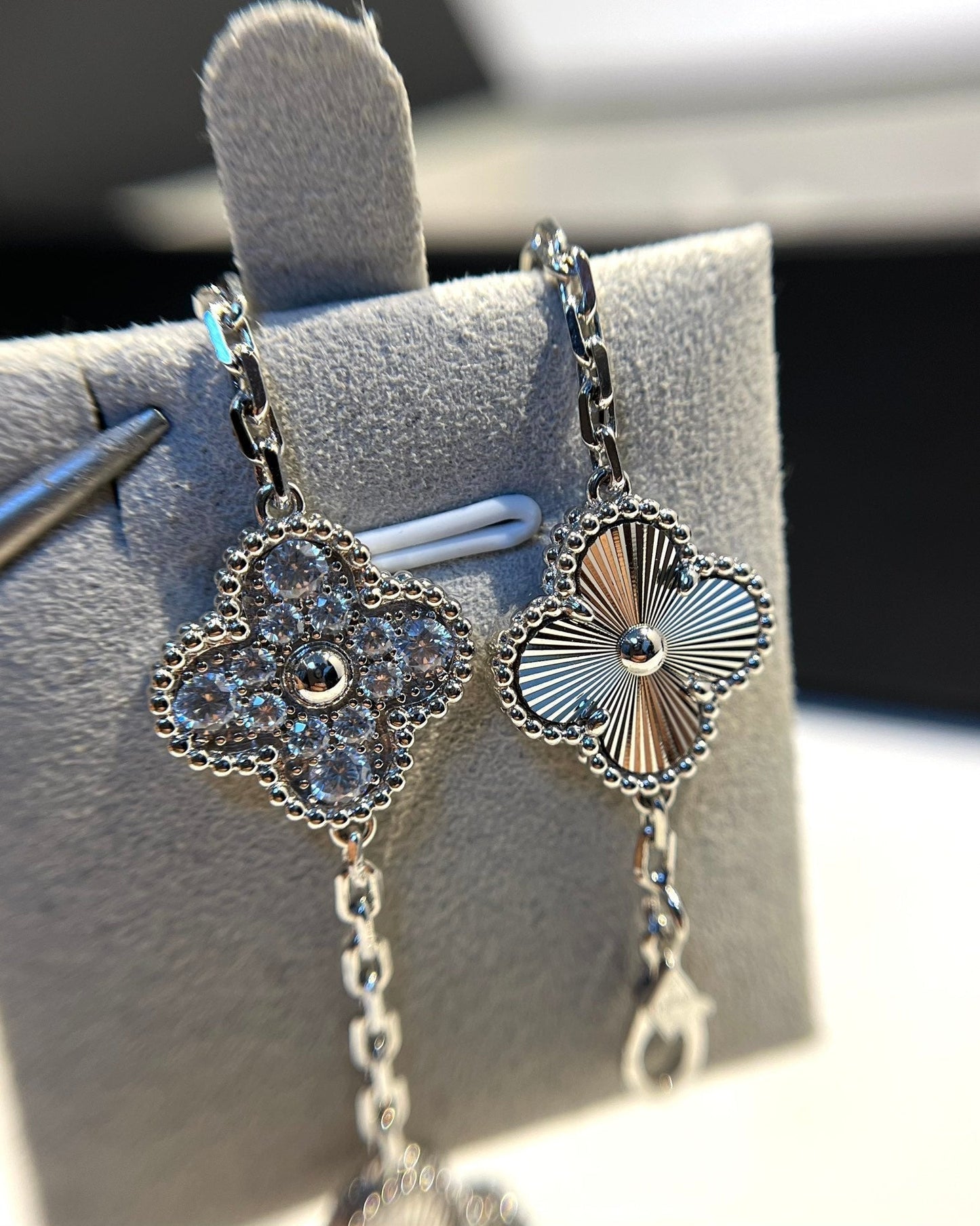 [Eternal Jewelry] CLOVER 5 MOTIF LASER BRACELET COLLECTION