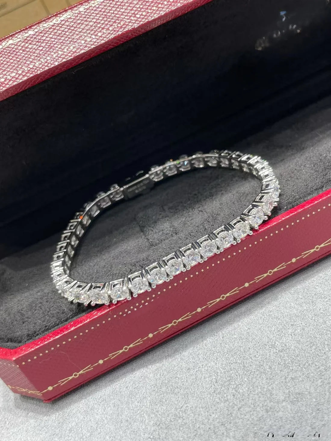[Eternal Jewellery] TENNIS BRACELET WITH FULL DIAMOND SETTING