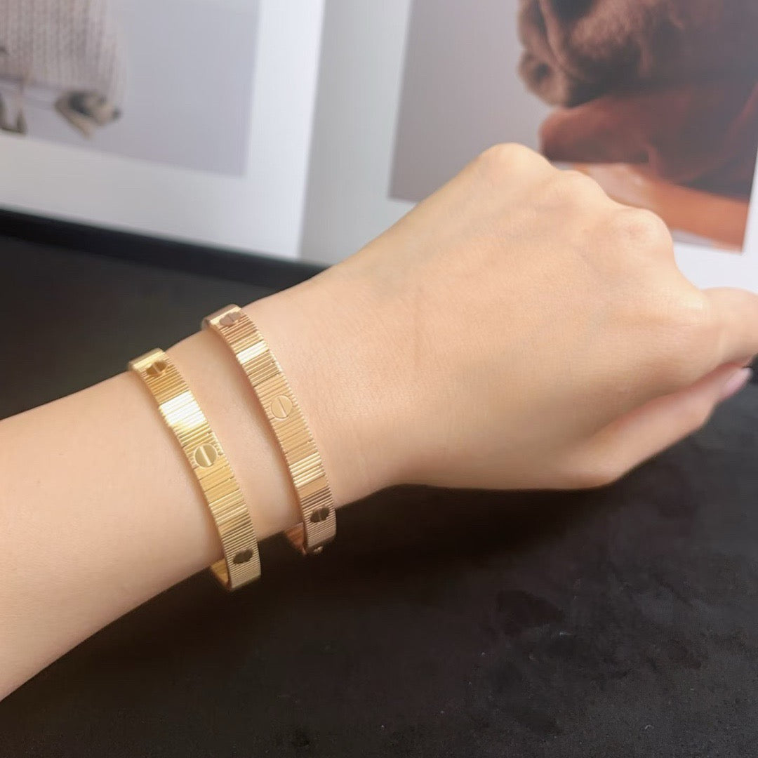 [Eternal Jewelry] 2025 NEW LOVE BRACELET BRUSHED STYLE