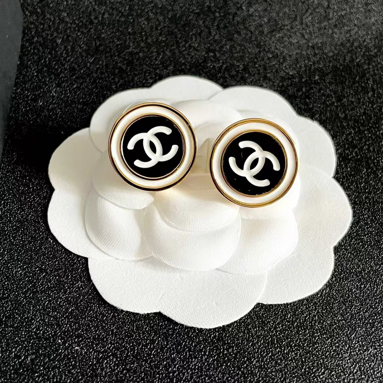 [Eternal Jewelry]Classic Double C Stud Earrings