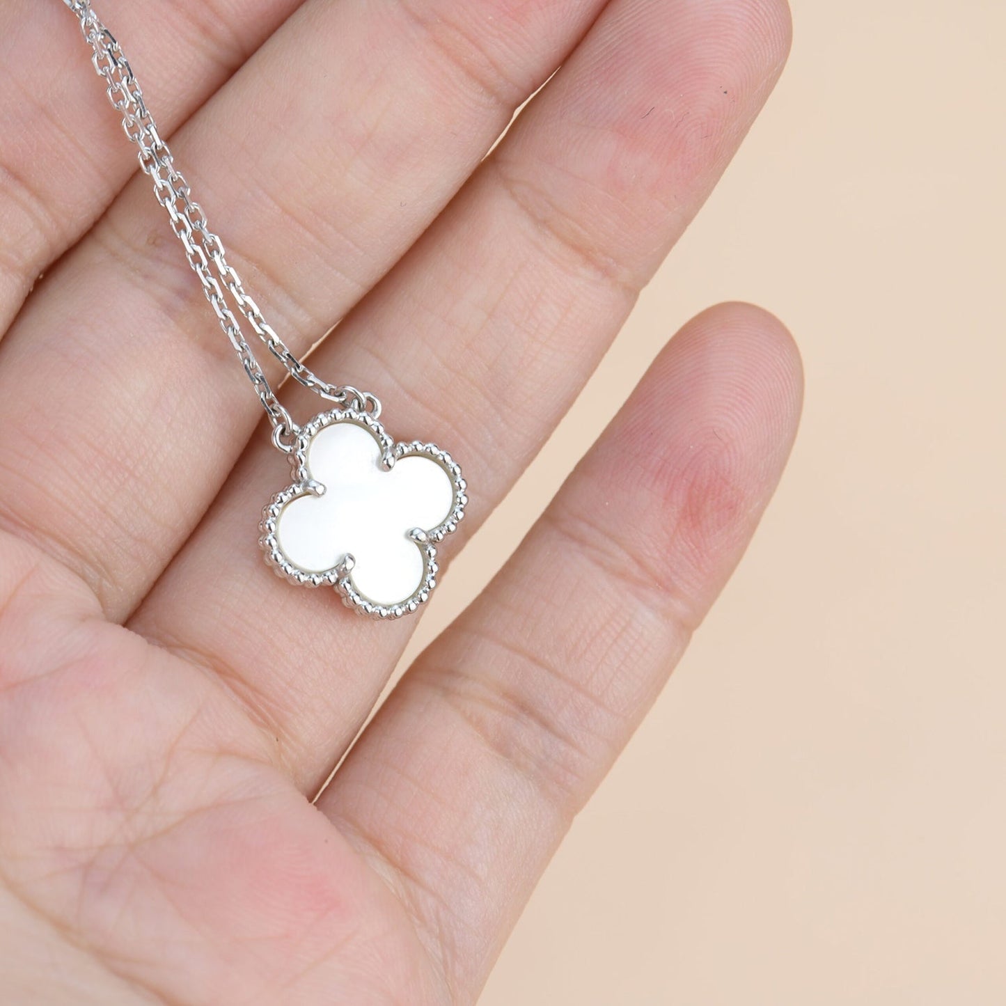 [Eternal Jewelry]CLOVER  15MM WHITE MOTHER-OF-PEARL SILVER