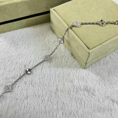 [Eternal Jewelry]CLOVER 6 MOTIF DIAMOND LASER BRACELET