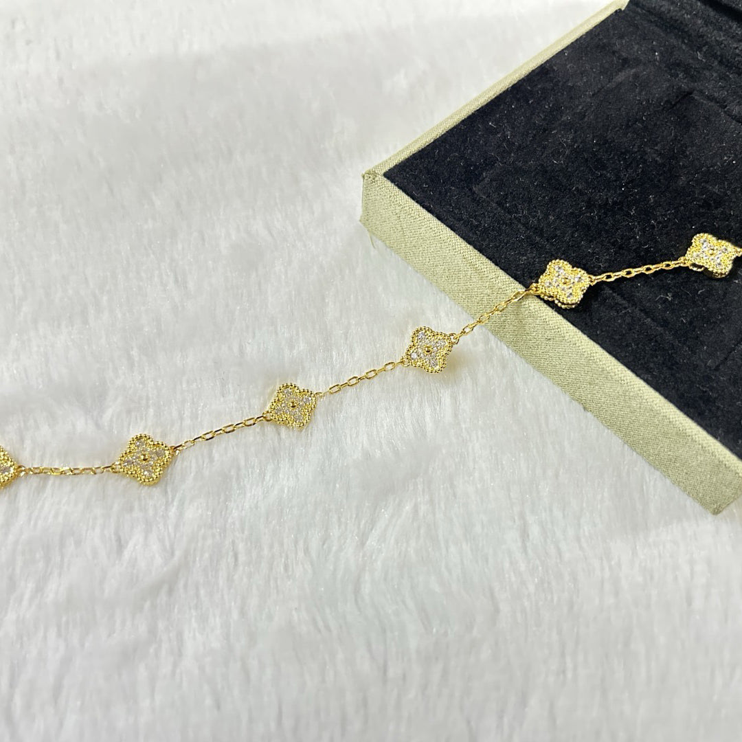 [Eternal Jewelry]CLOVER 6 MOTIF DIAMOND BRACELET