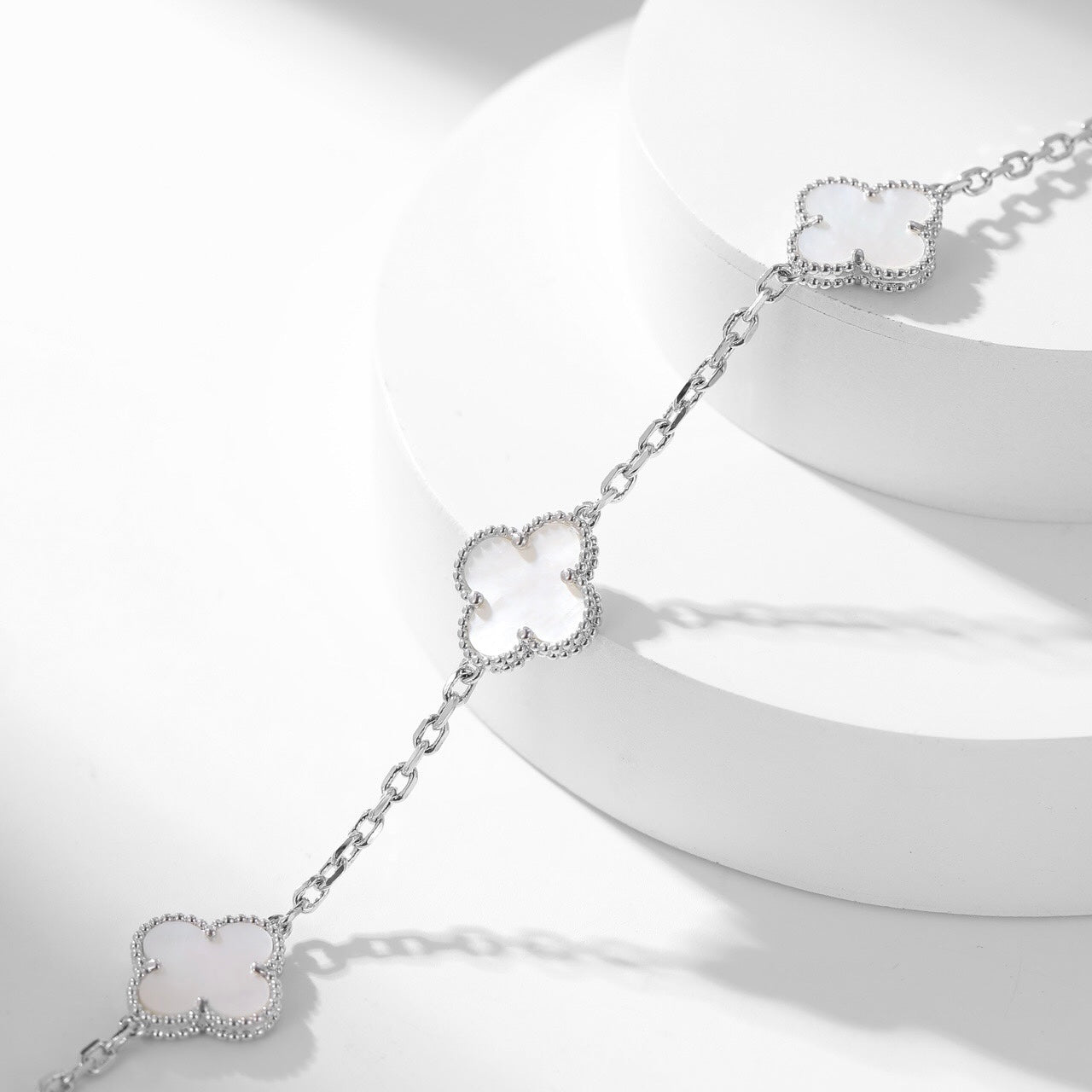 [Eternal Jewelry]CLOVER 10 MOTIFS WHITE MOTHER OF PEARL NECKLACE