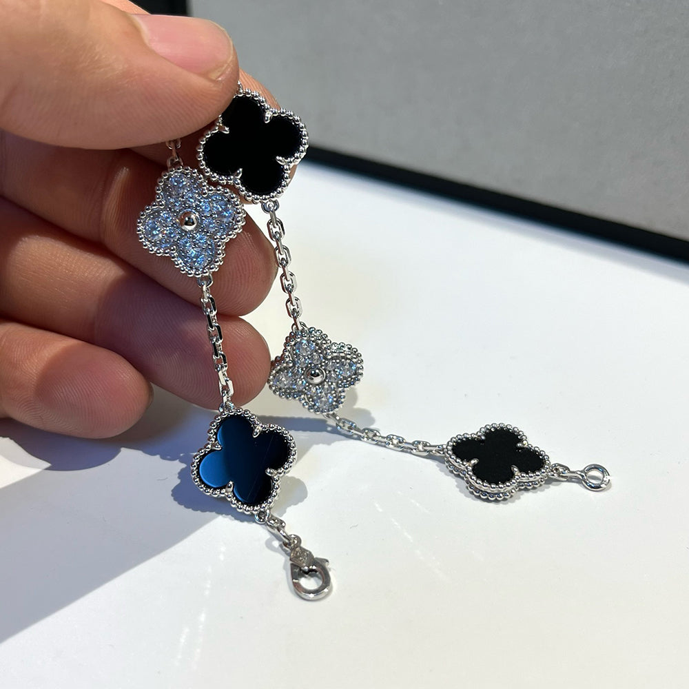 [Eternal Jewelry] CLOVER 5 MOTIF ONYXS BRACELET COLLECTION