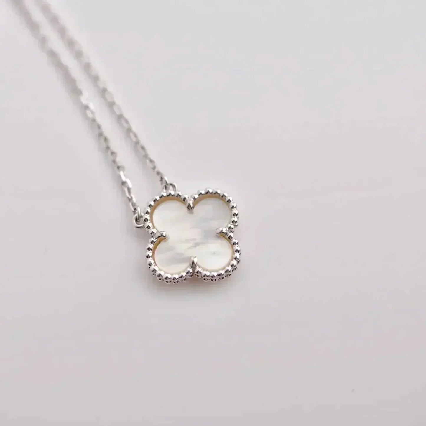 [Eternal Jewelry]CLOVER  15MM WHITE MOTHER-OF-PEARL SILVER