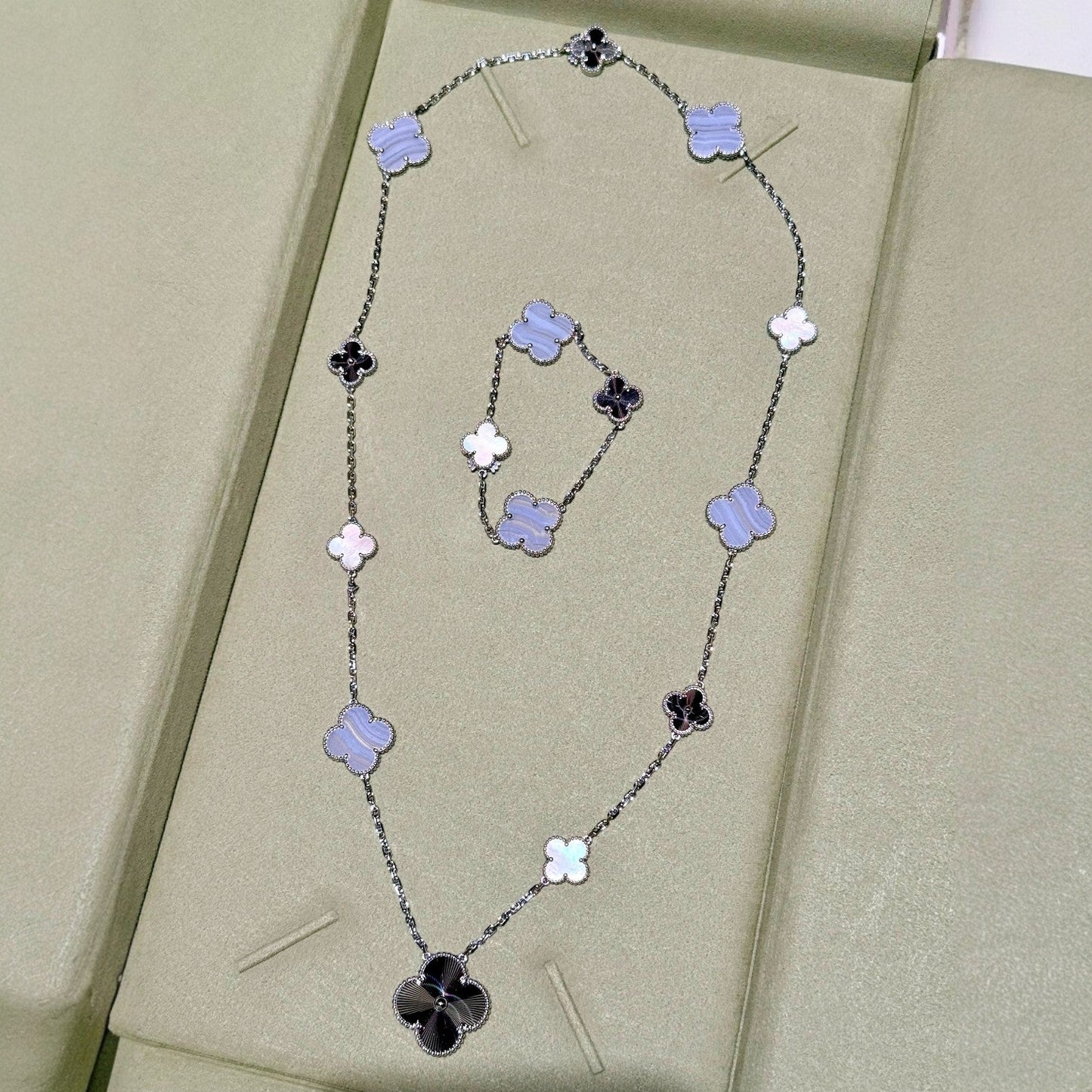 [Eternal Jewelry]DETACHABLE CLOVER 15(11+4) FLOWER SILVER NECKLACE SET