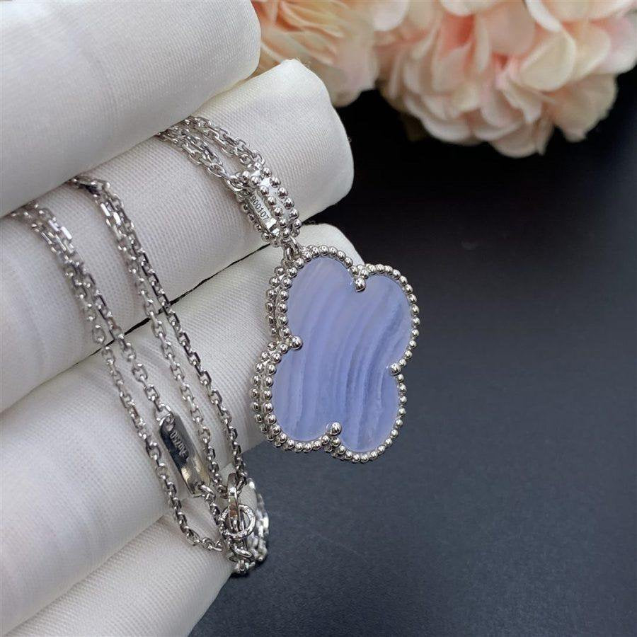 [Eternal Jewelry]CLOVER SILVER CHALCEDONY BIG CLOVER NECKLACE